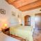 Holiday home in Tuscany with shared pool-3