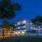 Hotel Corinna-43