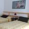 B&B Magenta-1