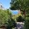 B&B AKROPOLIS-74
