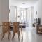 Erker Apartment-11