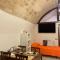 DF Room Borgo Antico - A Quiet Comfort in Bari Vecchia-1