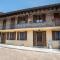 La Corte Rooms and Home Restaurant - free parking - 10 minutes to the lake and centre-31