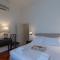 Seta spacious apartment next to the Duomo-2
