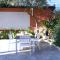La Villa bed & breakfast-7