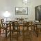 Raffaello apartment with fireplace in Oltrarno-17