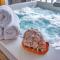 Suite Villa Aquamarina con Jacuzzi Riservata-1