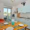 Bright flat next to the beach - Beahost-21