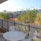 Beachside flat with large balcony - Beahost-3