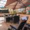 Sole, Terrazza, Centro città e Wi-Fi veloce!-25