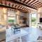 VILLA PEMOLA a Luxury Farmhouse with Garden and bikes in Lucca Town-4