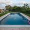 Villa MERAVIGLIA, heated pool, 16 km from the sea-0