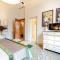 The Park View 4 Bedrooms Apartment with Terrace and Elevator inside the Walls of Lucca-32