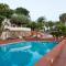 Villa with pool & jacuzzi-7