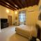 IN CENTRO Rooms and Apartments-56