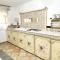 Maria Antonietta House-5