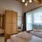 Hotel Monte44-54