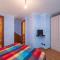 Dosso Aprica Apartment-10