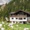 Arya Alpine Lodge-20