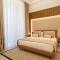 MAMALU - Studios and Suites-8
