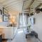 Casa Laura, UNWIND YOURSELF ON A LUXURY TERRACE IN LUCCA TOWN-2