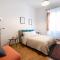 Spacious family flat S. Spirito 8 sleeps-13