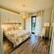 Cozy apartment with mountain view-7