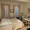 Cozy Santa Maria Novella Uffizi Duomo 2beds-2baths-53