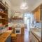Trastevere 2 BR Cozy Apartment-6