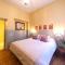 Bernini Stay, next to Trevi Fountain-25