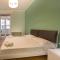 Italianflat - Elegant 2 Bedrooms with Balcony, 10 min walk from Arena-7