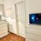 Lovely Central Art 2 Bedroom Flat Next to Metro Station LODI-4