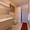 VILLA SOLE with stunning Lake view-21