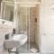 Vatican Lovely 2BR Apartment with Terrace-27