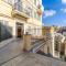 Genova La Fortuna Roomy Apt & Panoramic Balcony-27