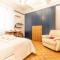 Spacious Apt with Kitchenette, Near Piazza Maggiore-16
