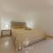 Baroque B&B-10