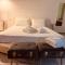 Muralta Suite & Luxury Rooms-11