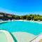 Residence with swimming-pool in Isola Rossa, just about 2 km from the beach La Marinedda-7