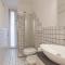 Ossuccio Apt with Balcony & Private Parking-14