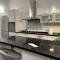 Exquisite 2BR apartment nearby Borgo San Frediano-4
