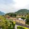 Pearl Of The Lake apartment, Bellagio, breathtaking views and good vibes-32