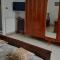 The Middle House-20