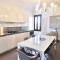 Stylish apartment 100 meters from San Marco square-17