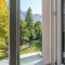 Lake View Apartment with Pool, Garden and Parking-19