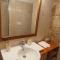 AmoRoma Home-12