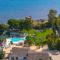 Luxury Villa Sea Front With Pool-0