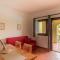 Charming Small Villa Bella villetta Sleeps 4 no pool-31