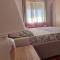 Sulla via del Mare Room I.U.N R5045-0