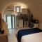 La Casaredda Guesthouse, 69-71-33